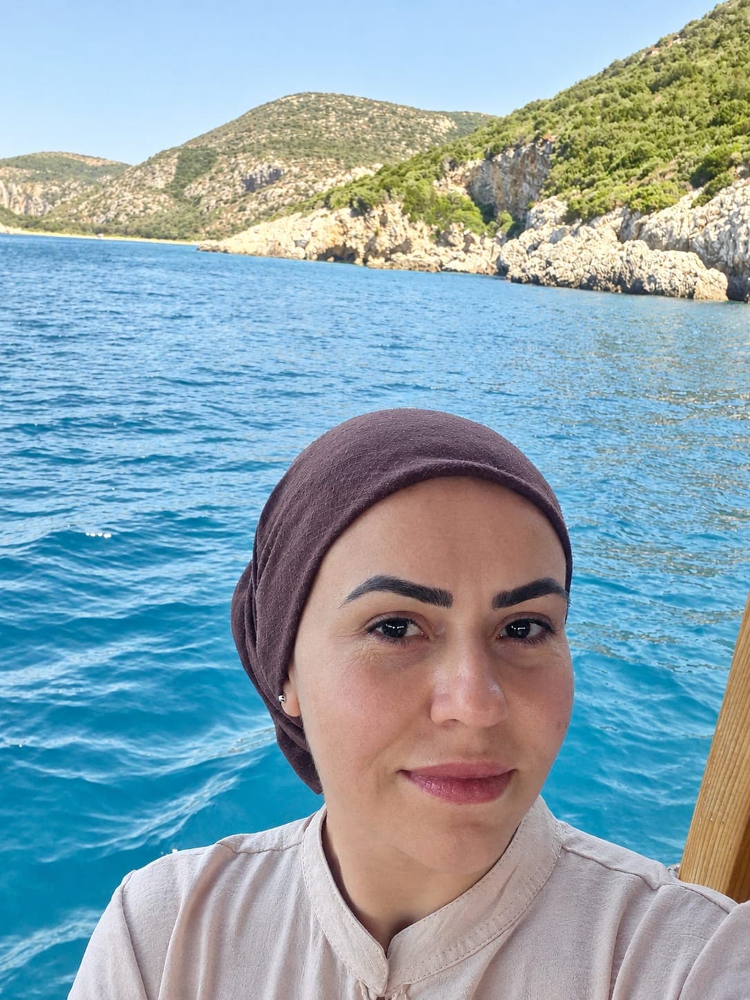 Hülya Kos profil fotoğrafı